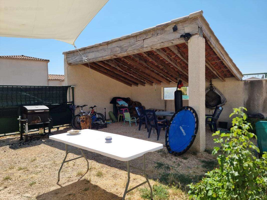Spécial Investisseur – Mas en Pierre Rénové (2 Logements Loués) - photo 3