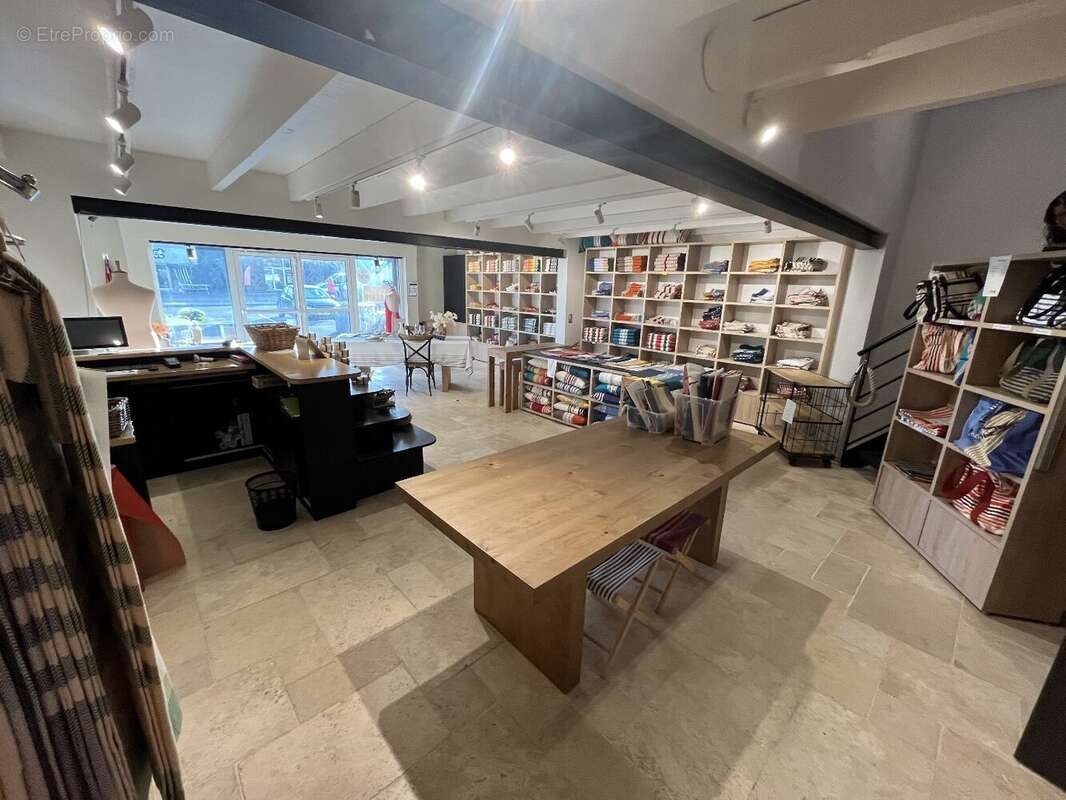 Commerce à HOSSEGOR