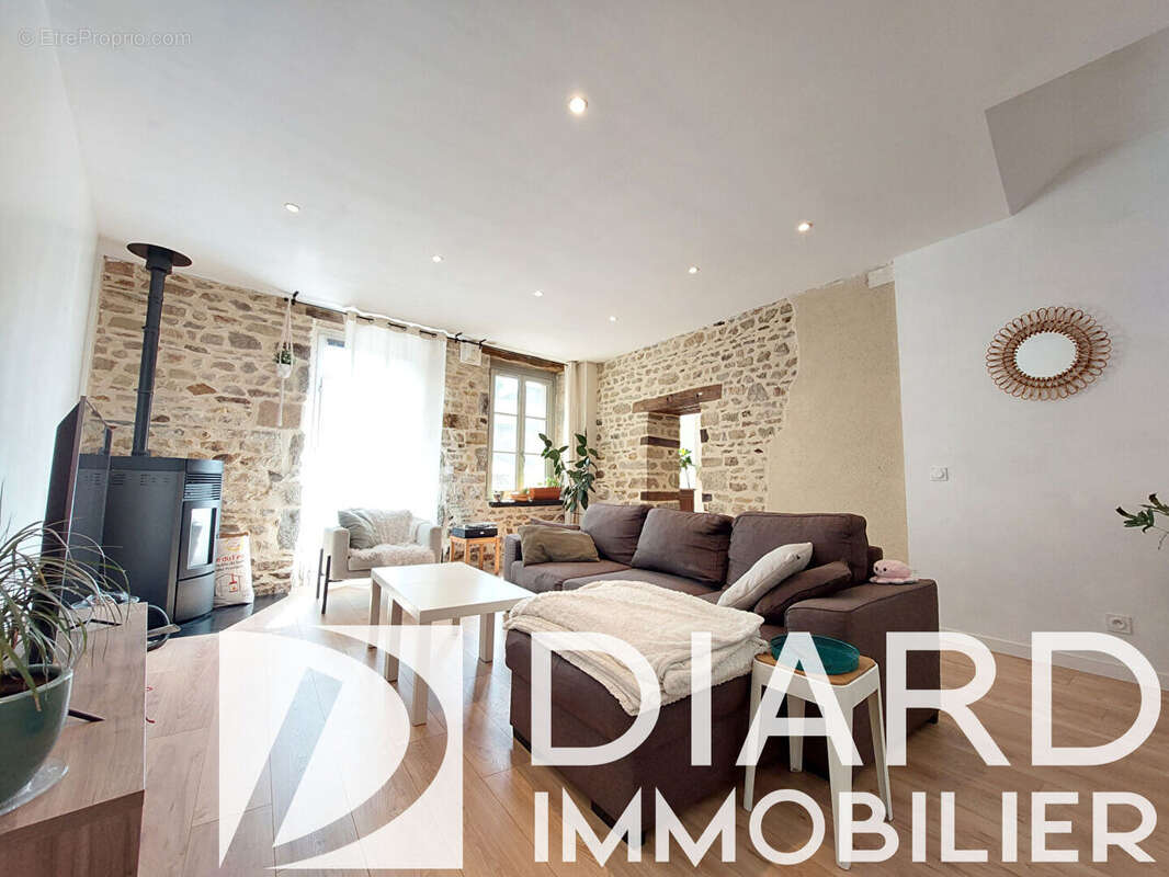 Maison Domalain rénovée 154 m2 - photo 3