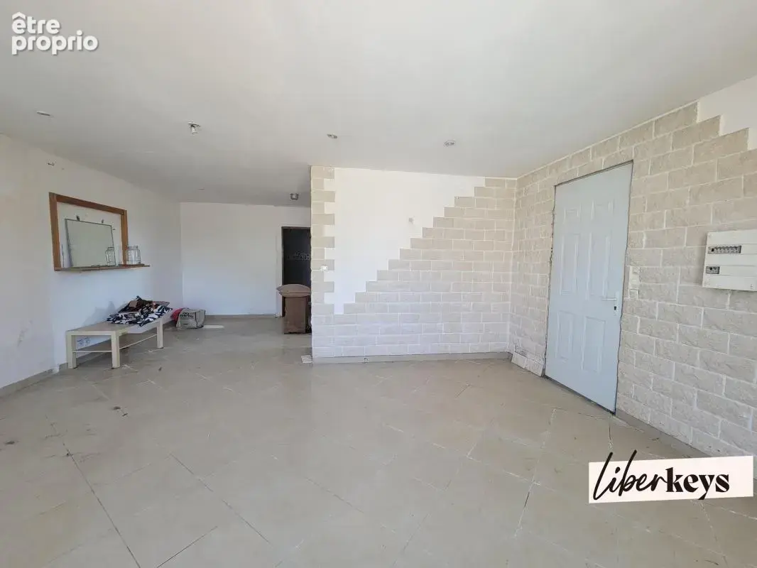 Maison T2 avec dépendance - photo 7