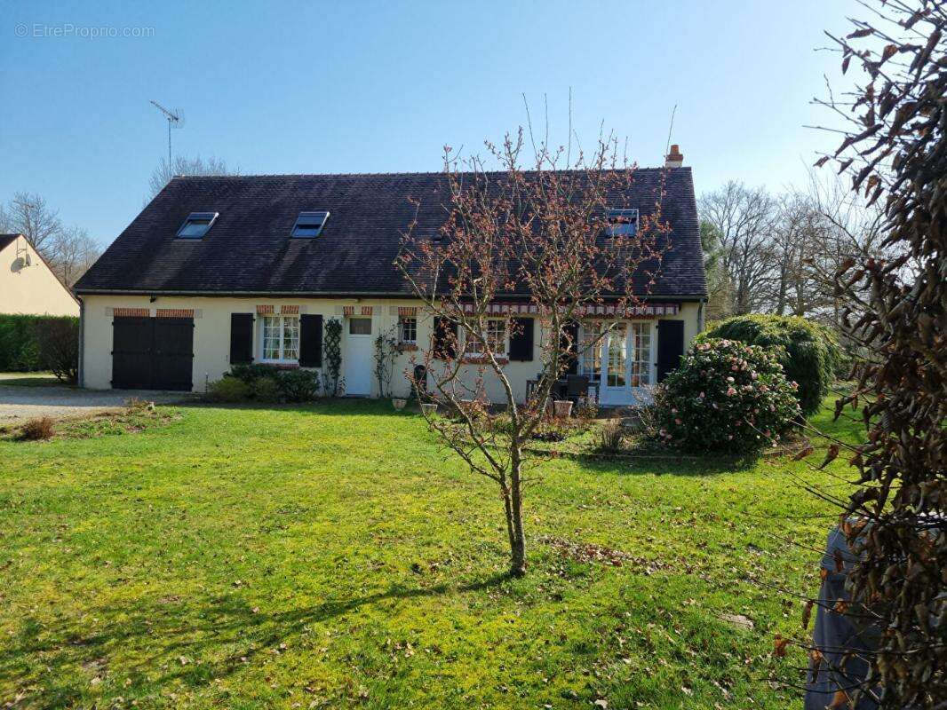 Maison à BOUZY-LA-FORET