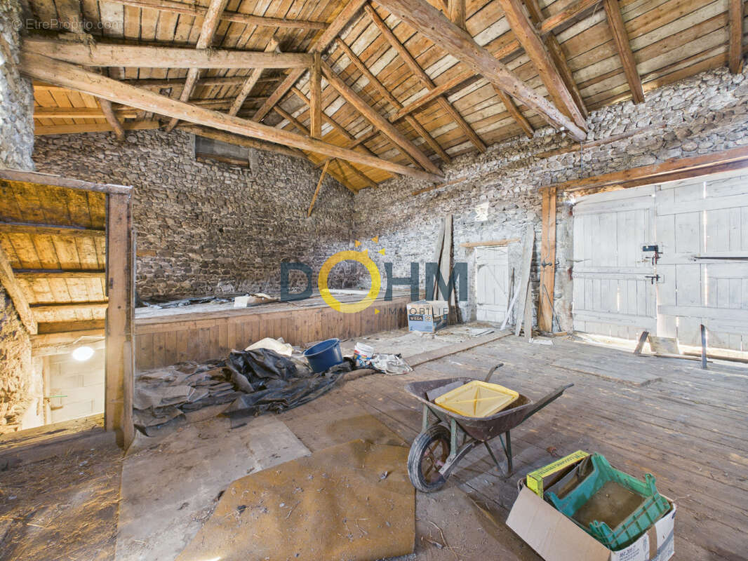 Maison de village 110m2 avec cour et dépendances - photo 18