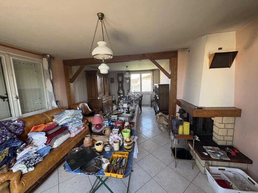 Maison à LA CRECHE
