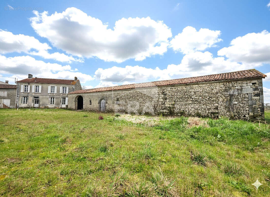Maison à VERRIERES