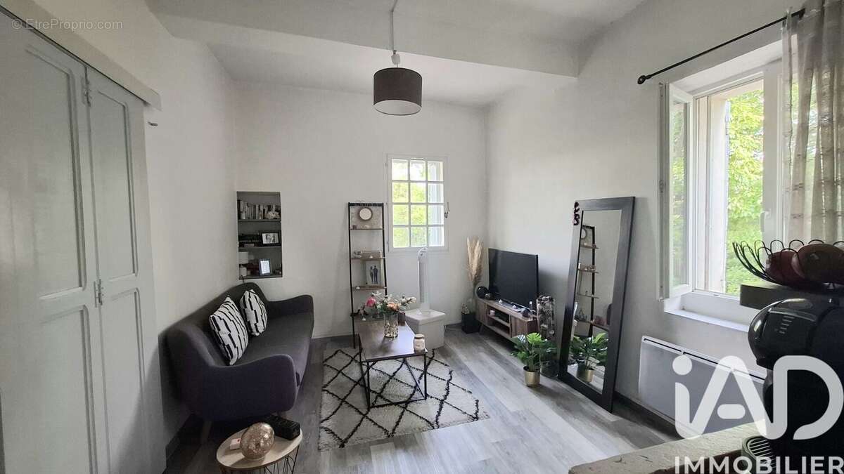 Photo 5 - Appartement à L'ISLE-SUR-LA-SORGUE