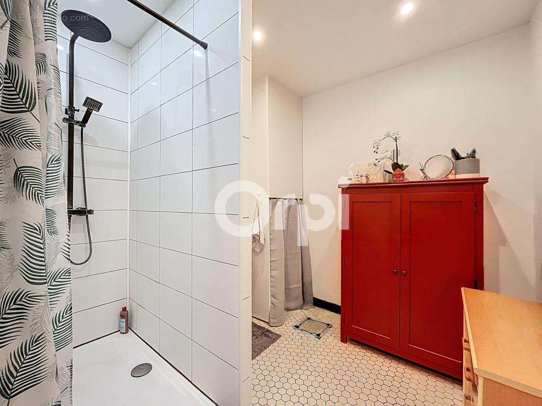 Appartement duplex à vendre - Centre historique de Périgueux - photo 7