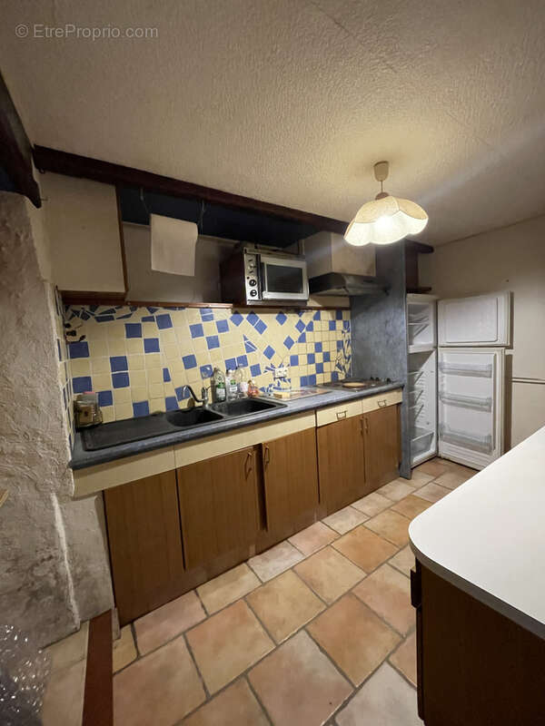 Dans un village de caractère au pied de la Montagne noire  -  Maison de village avec terrassse, jardinet, atel - photo 14