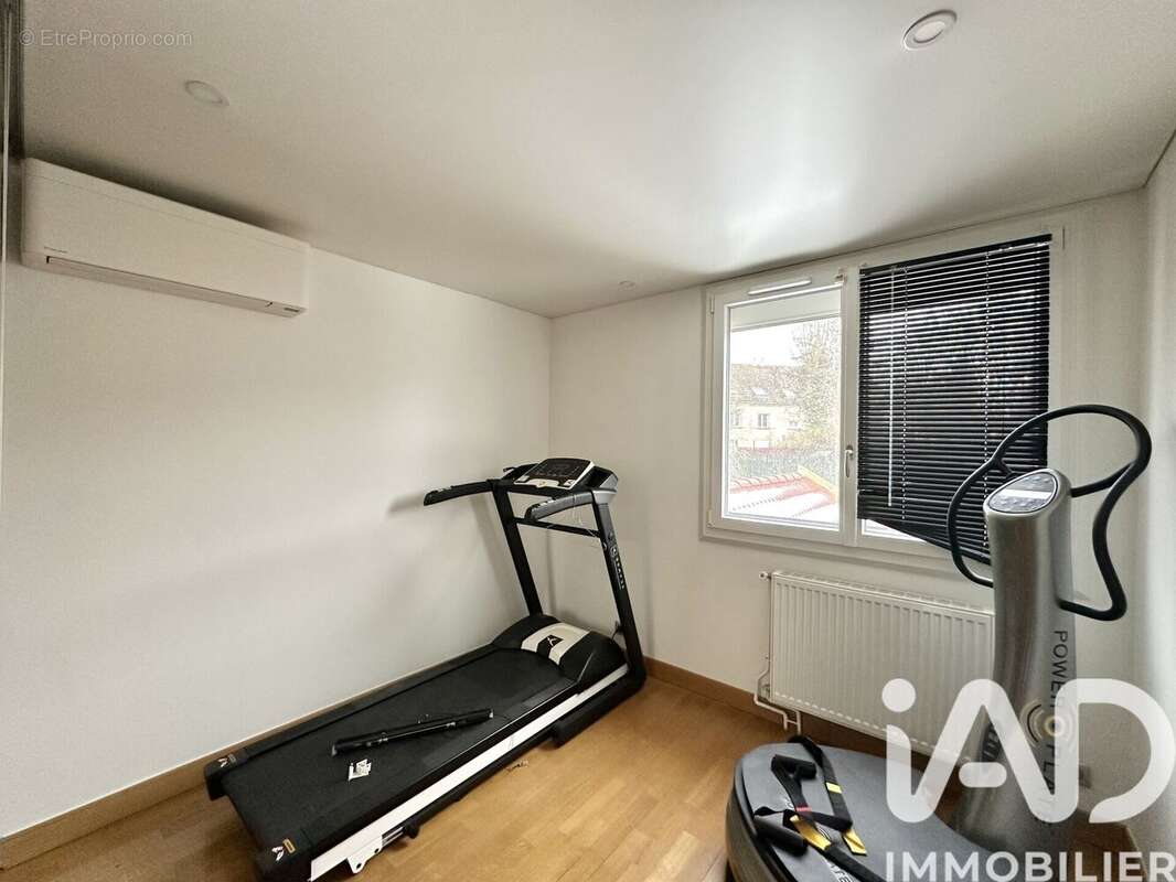 Photo 8 - Maison à SAVIGNY-LE-TEMPLE