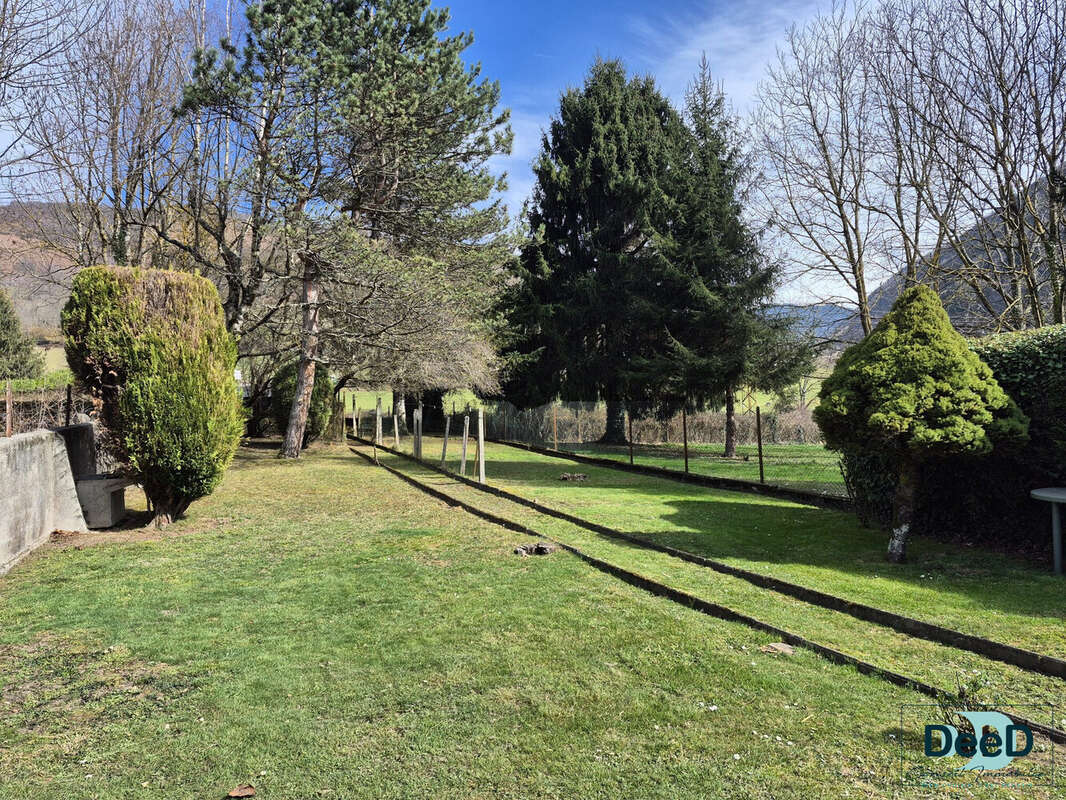 Maison à SARRANCOLIN