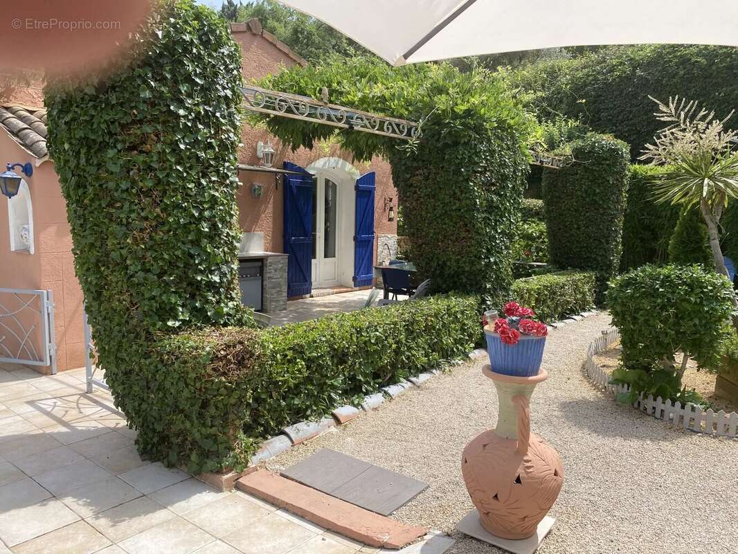 AURIOL VILLA  proche centre - photo 3