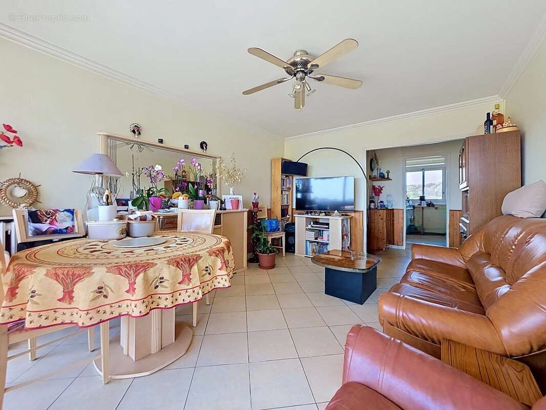 Appartement à LE CANNET