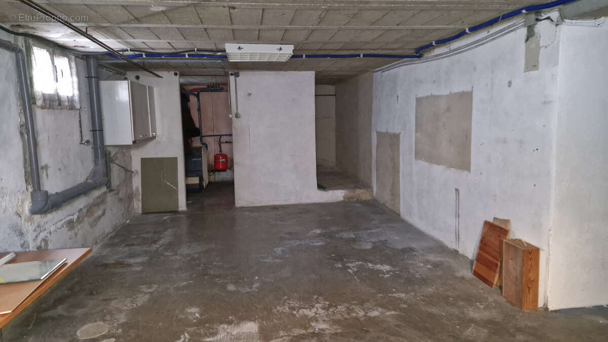 Maison à PERNES-LES-FONTAINES