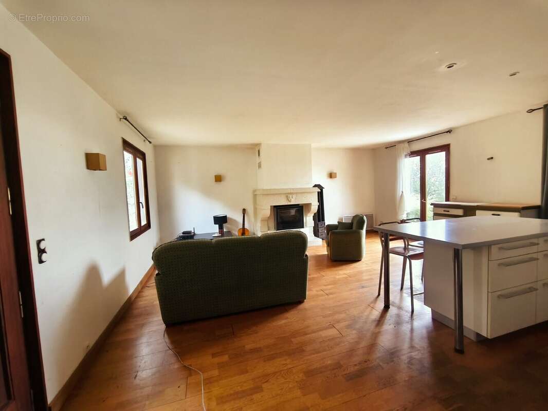 Maison 4 pièces 108 m² à vendre à Amance (54770) - photo 3