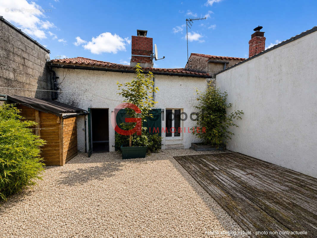 Maison à MERVENT