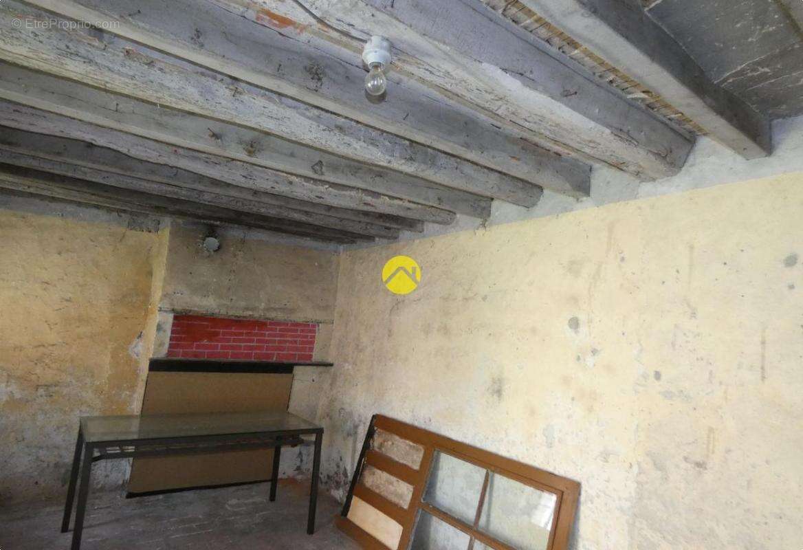 Maison à AUTRY-LE-CHATEL