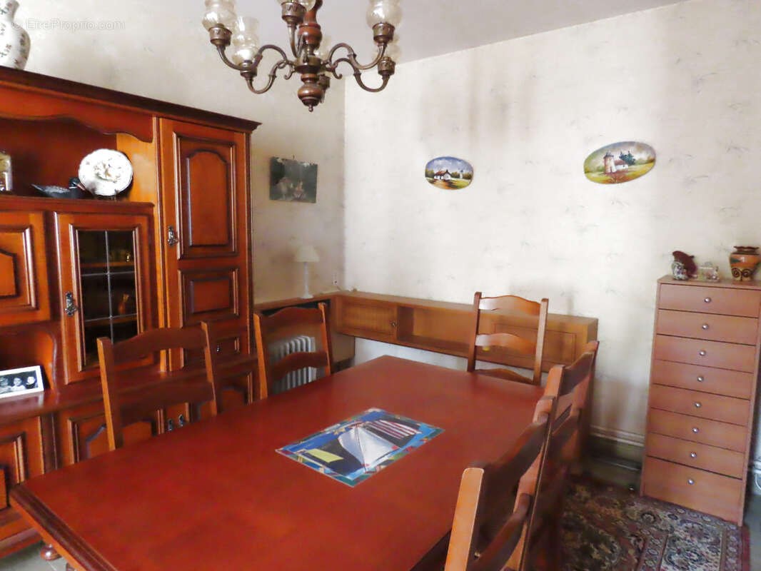 Maison à GANNAT