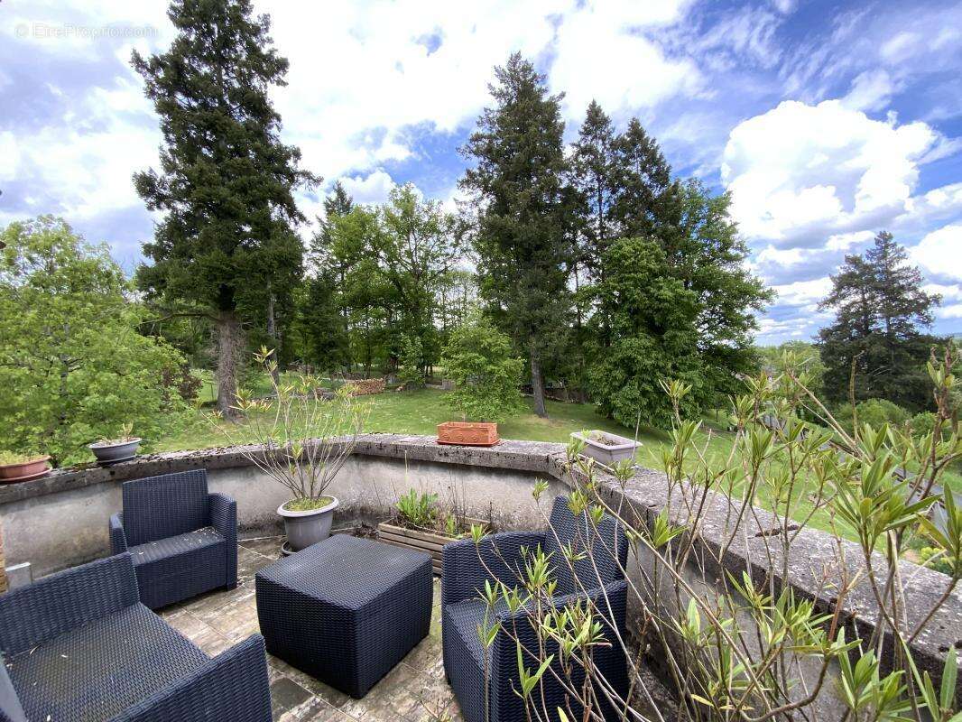 Maison à BERSAC-SUR-RIVALIER