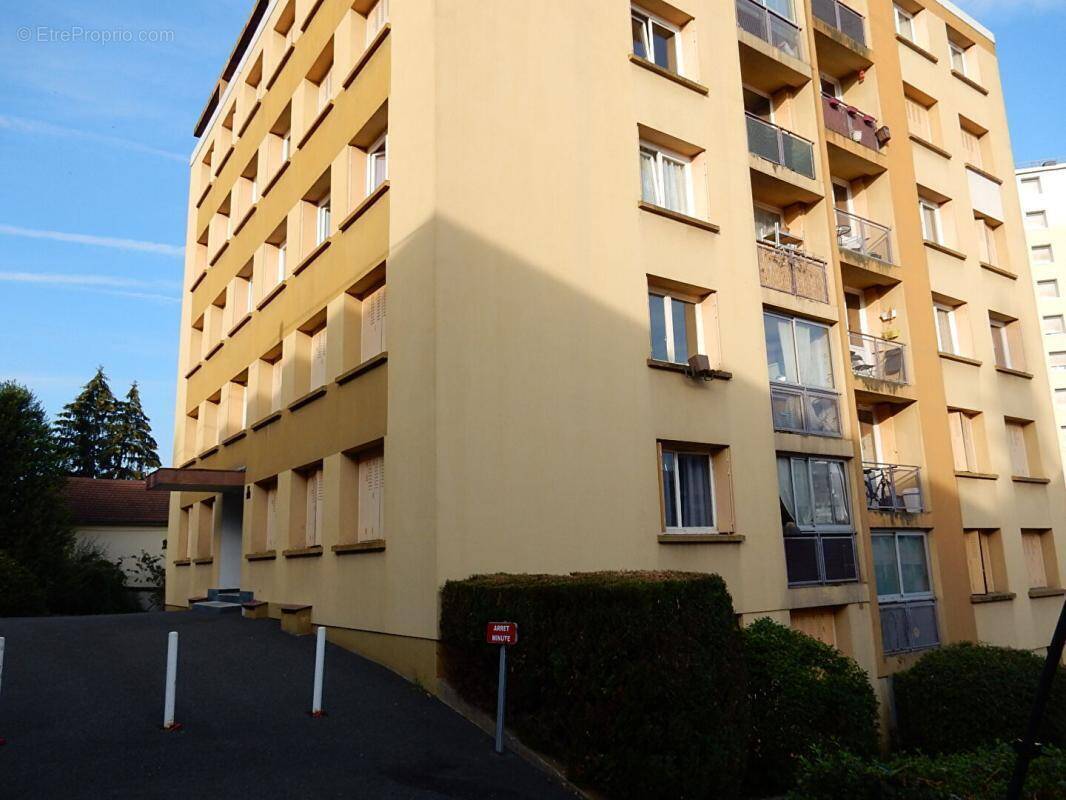 Appartement à SAINT-ETIENNE