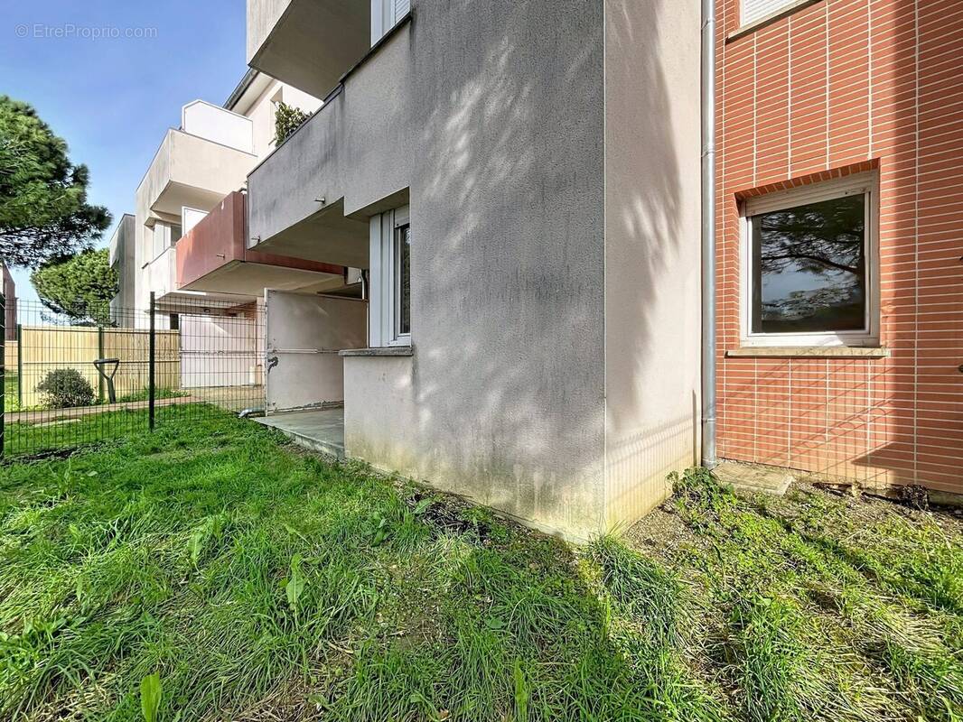 Appartement à FONBEAUZARD