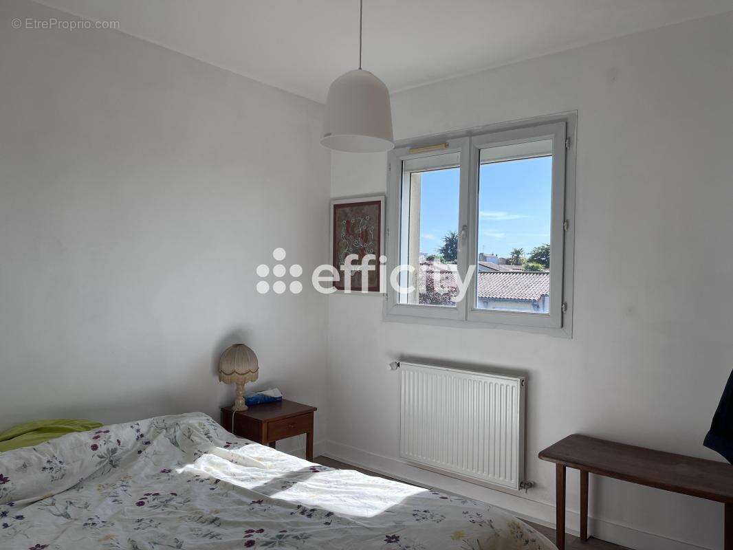 Maison 139 m² à Niort  - photo 8