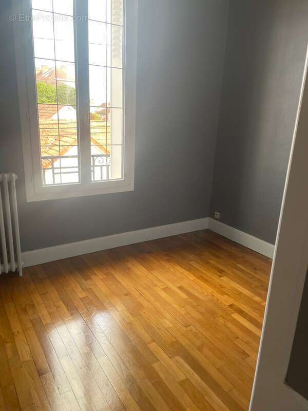 Maison à SAINTE-SAVINE