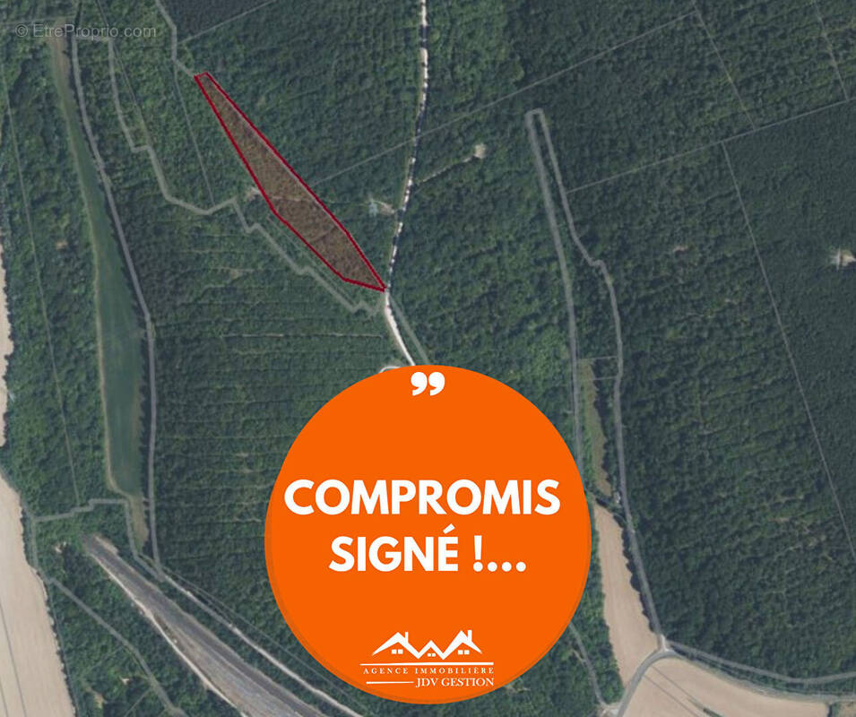 Terrain à PAGNY-SUR-MEUSE