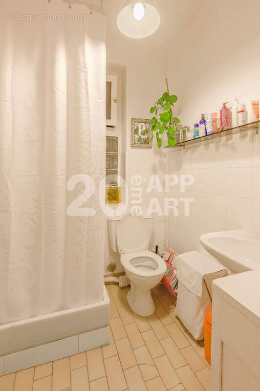 Appartement à PARIS-20E