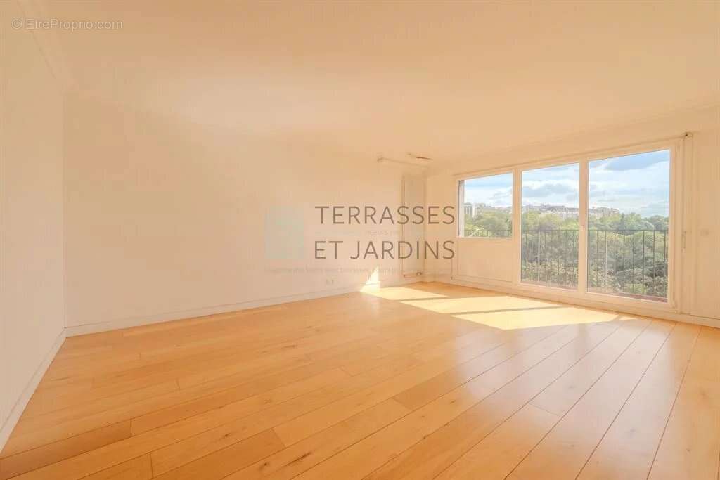 Appartement à PARIS-19E