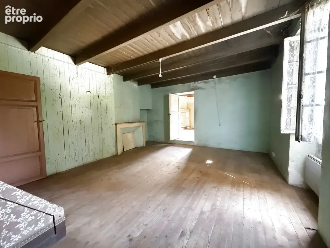 Propriete a renover avec 4 hectares et nombreuses dependances - photo 15