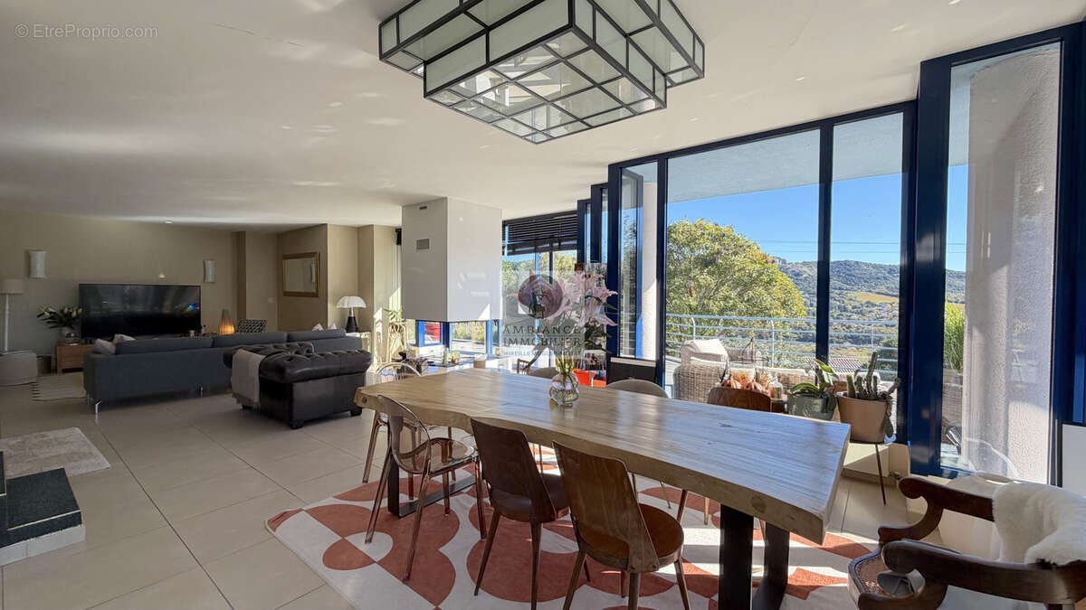 Maison d'architecte avec superbe vue - photo 25