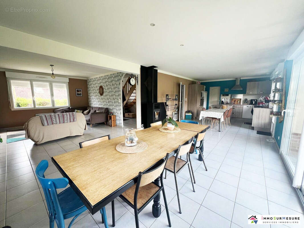 Maison 149 m² à Hernicourt  - photo 2