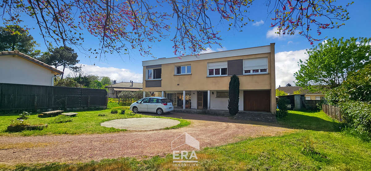 Maison à EYSINES