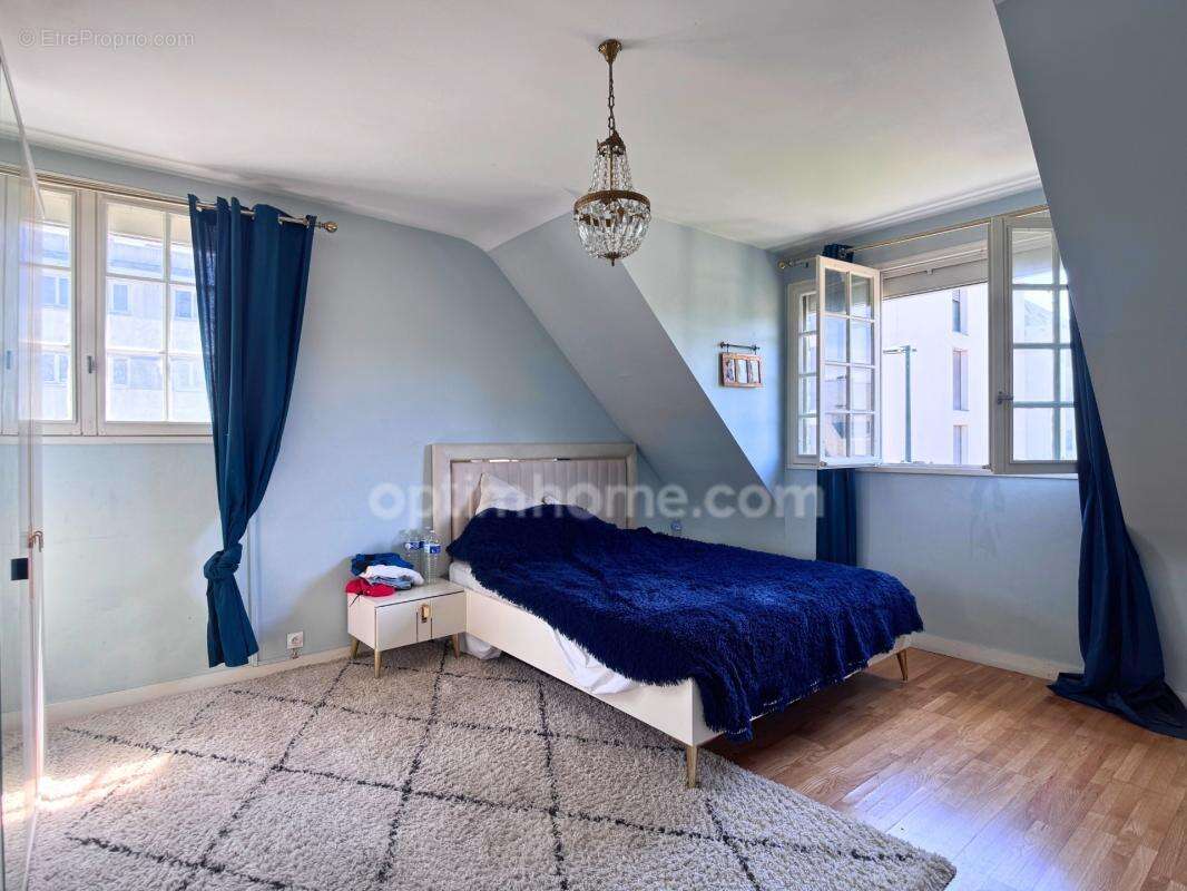 RENNES LA POTERIE – Maison familiale 136 m² avec jardin, véranda et garage - photo 6