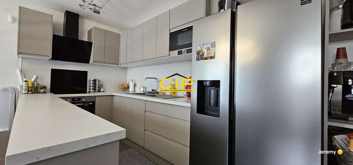 Appartement 76 m² à Charenton-Le-Pont  - photo 2