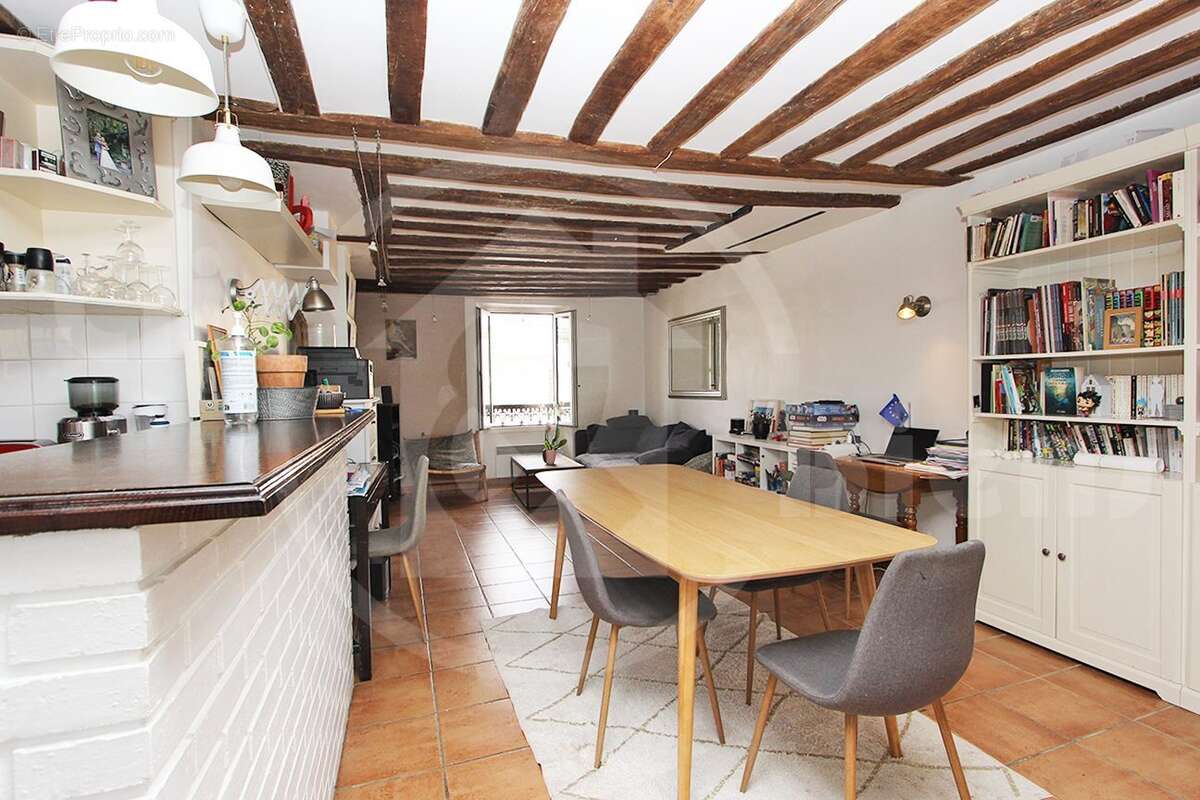 Appartement à VERSAILLES