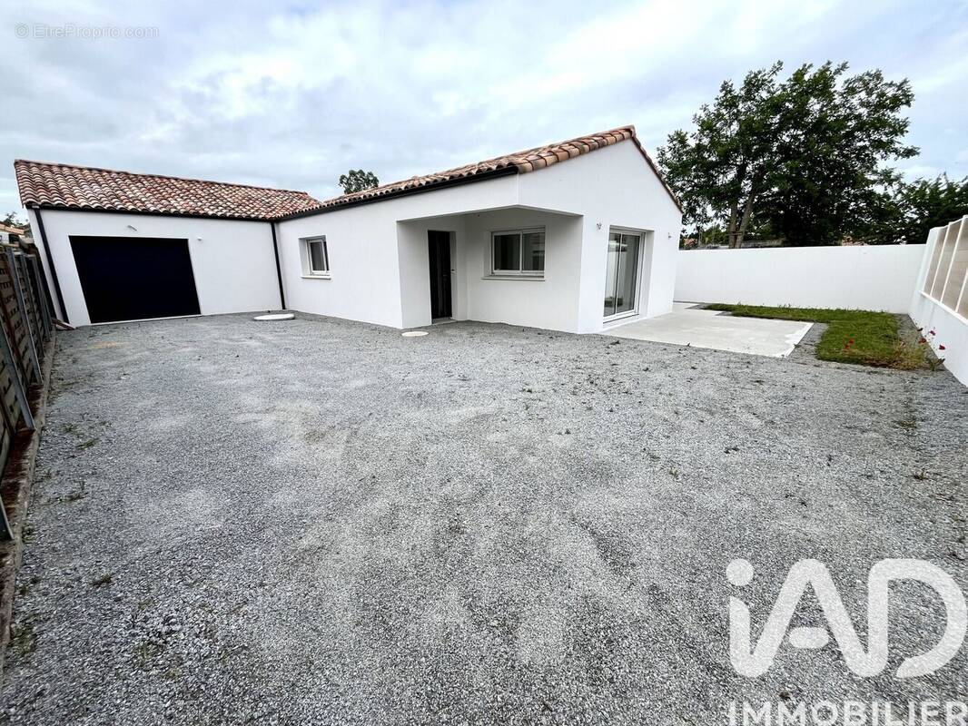 Photo 1 - Maison à AIZENAY