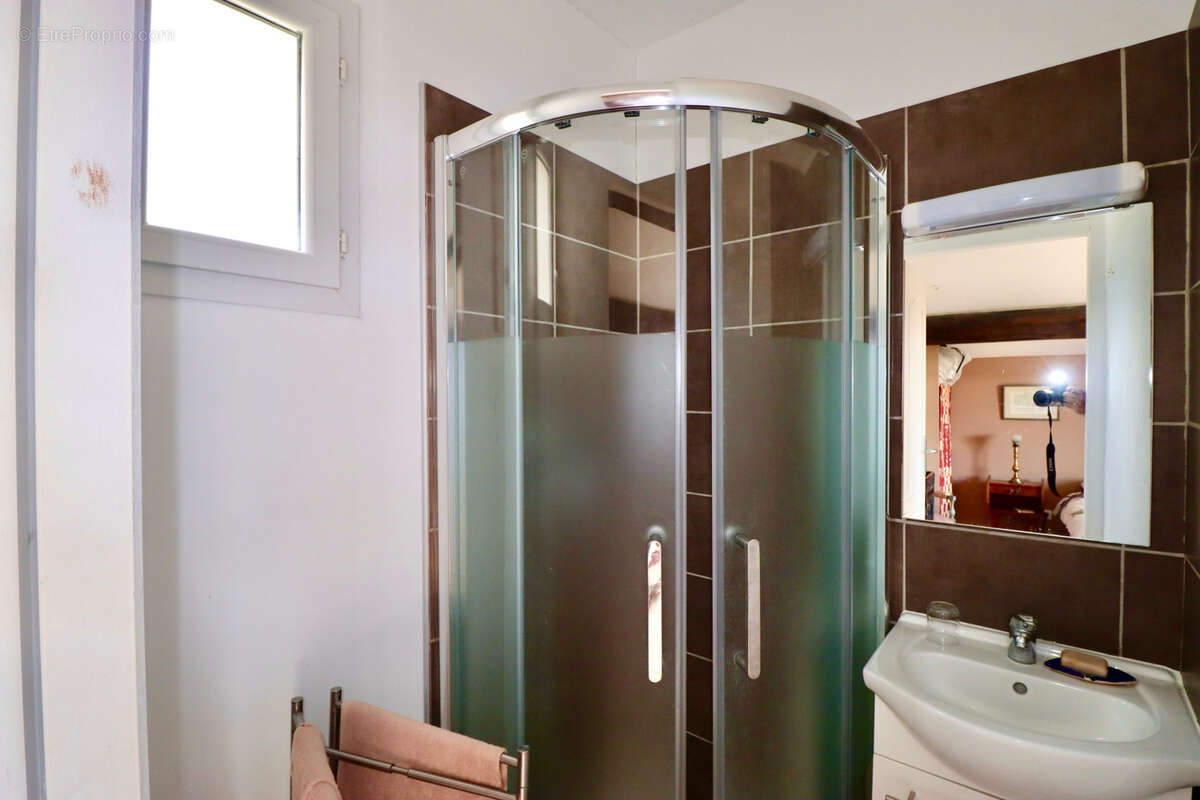 Maison à SAINT-ROMAN-DE-MALEGARDE