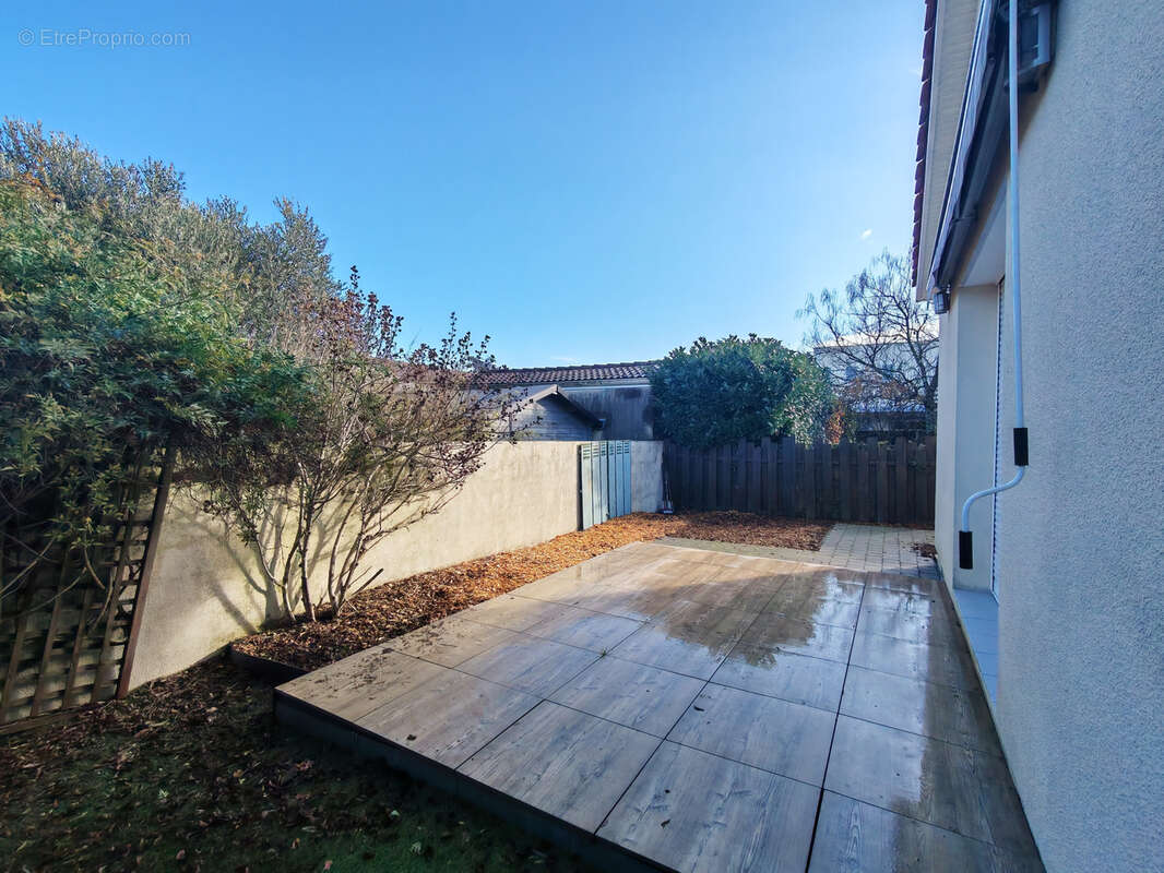 Maison à SAINT-LOUBES