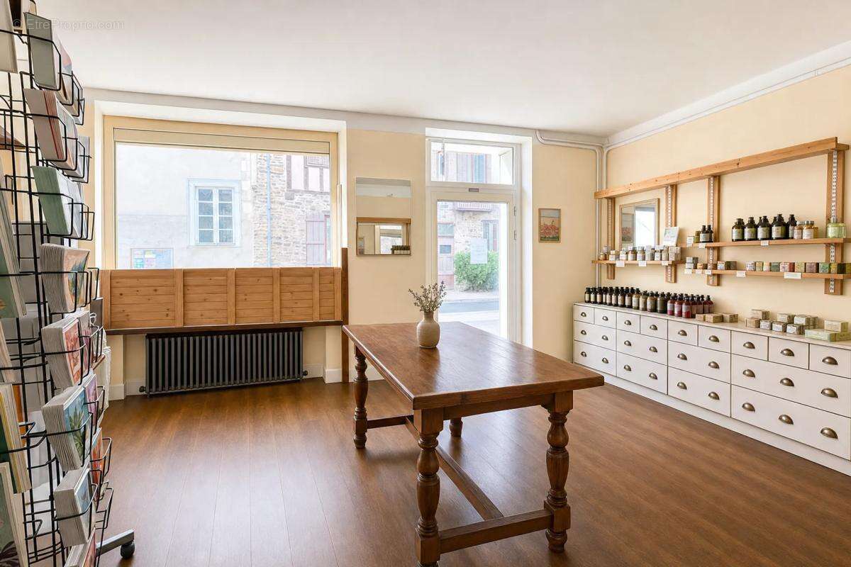 Maison de ville avec jardin -121,9 m² -Saint-Germain-les-Belles - photo 4