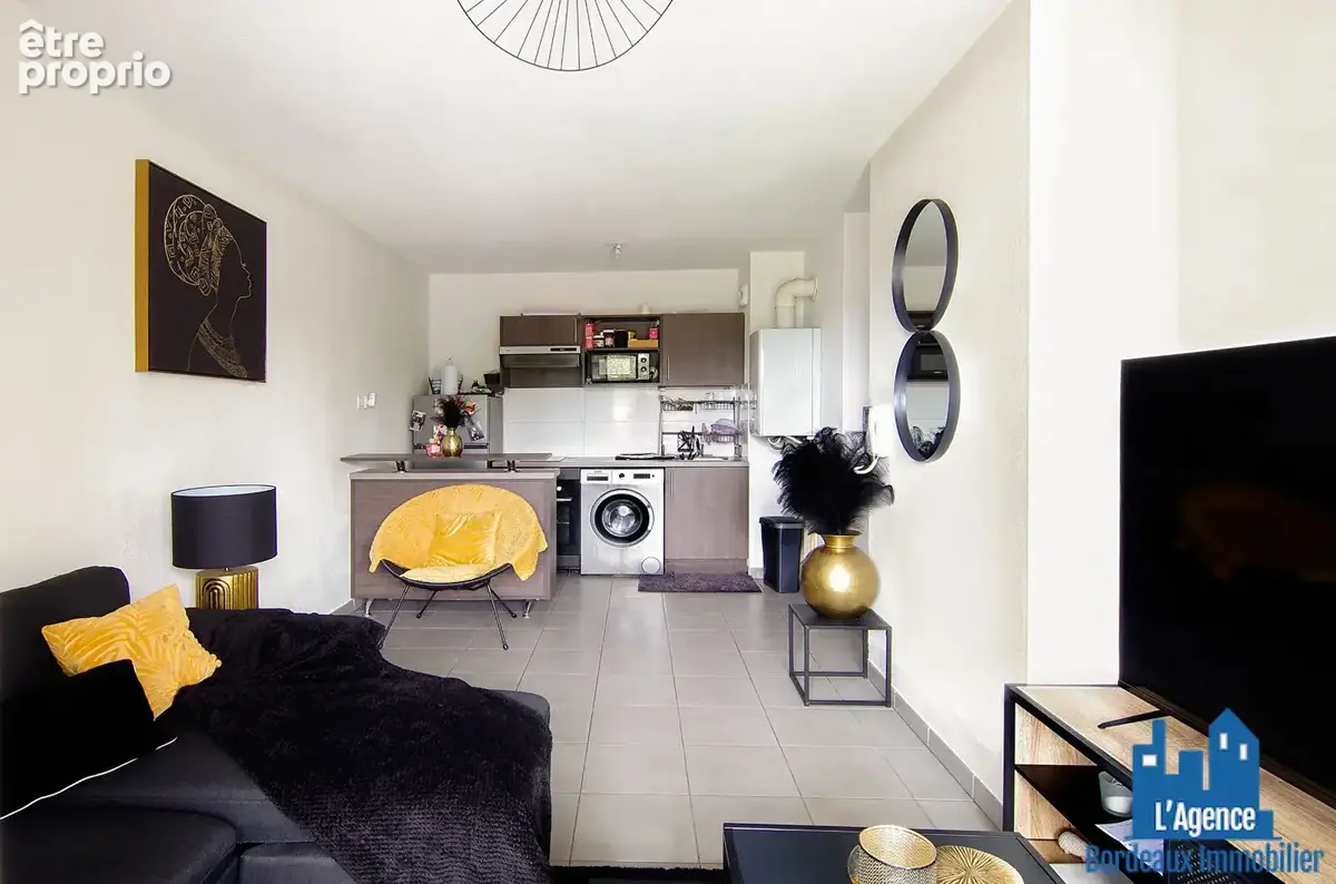 Exclusivité !!! bassens - secteur parc beauval - appartement type 2 de 38 m² avec terrasse + 1 place de parking. michaël vigier  - photo 4