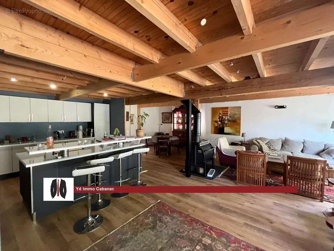 Maison 4 chambres avec beau terrain - photo 12