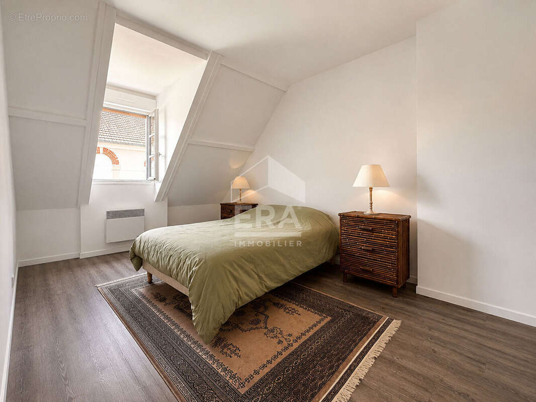 Appartement à BRIE-COMTE-ROBERT