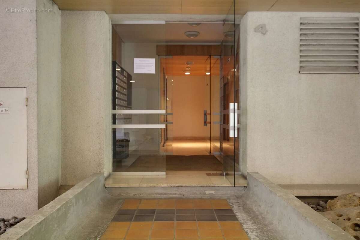 Appartement à PARIS-9E