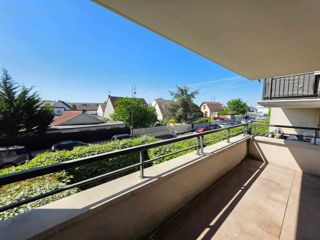 Appartement à BONNEUIL-EN-FRANCE