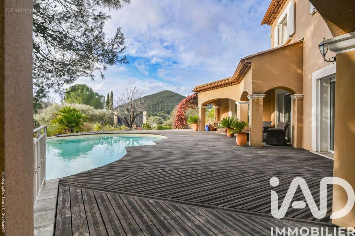 Photo 2 - Maison à SAINT-ZACHARIE