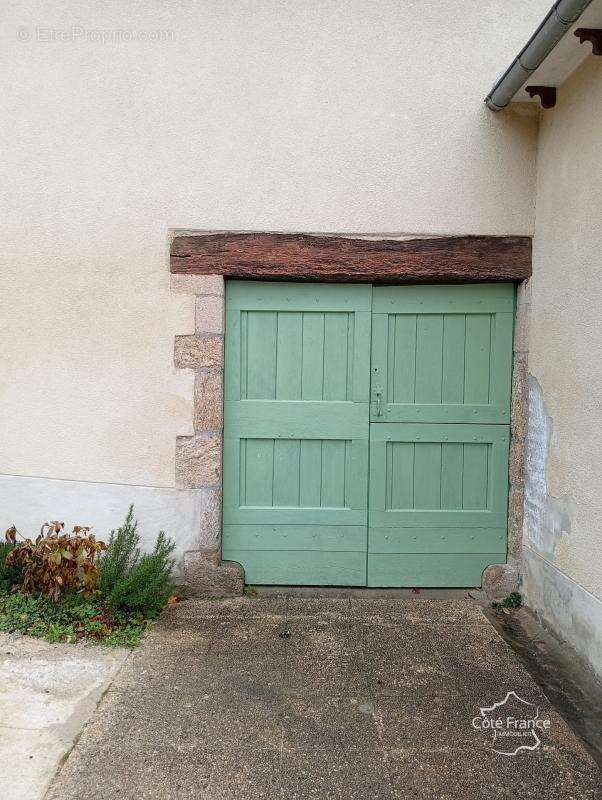 Maison à SAINT-PRIVAT