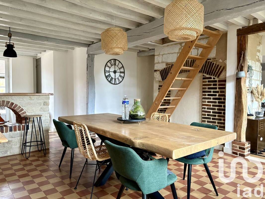 Photo 1 - Maison à VILLY-LE-MARECHAL