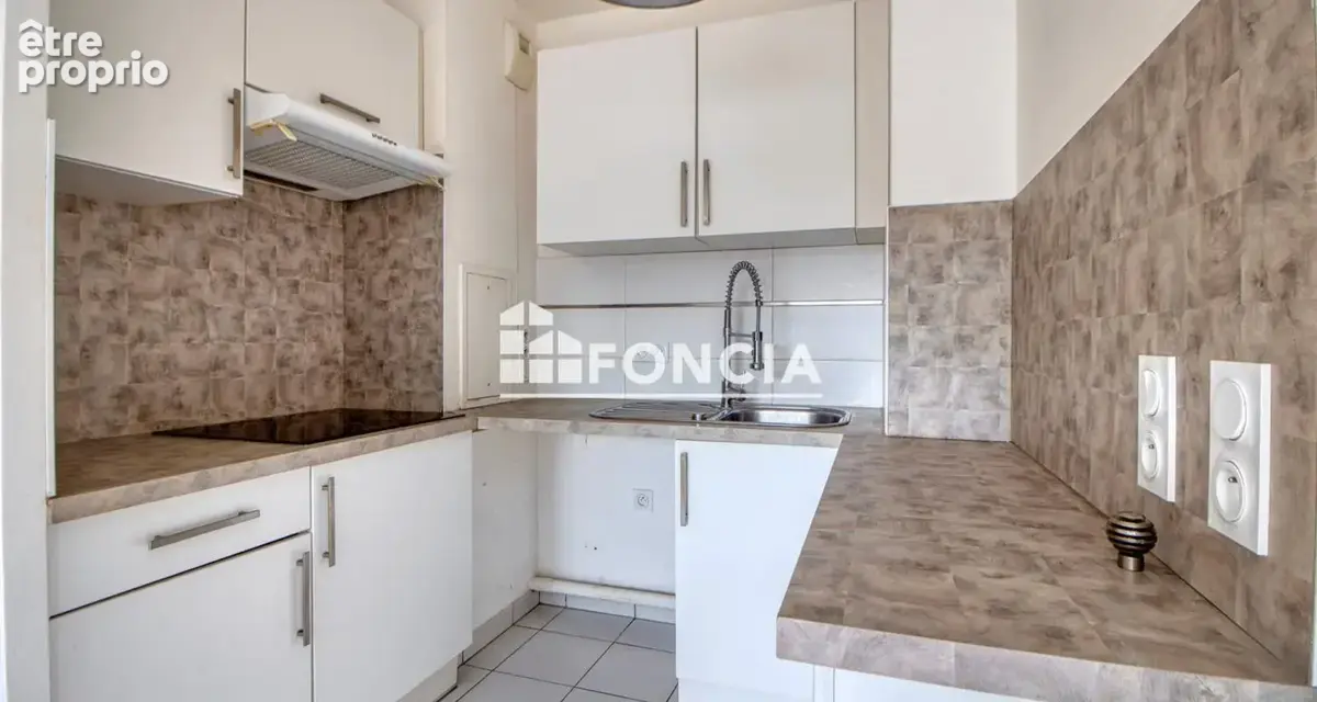 Eragny (95) - A 2 pas de la gare d'Eragny et des commerces - Appartement T2 de 38,5 m² avec balcon - 1er étage - parking double  - photo 11