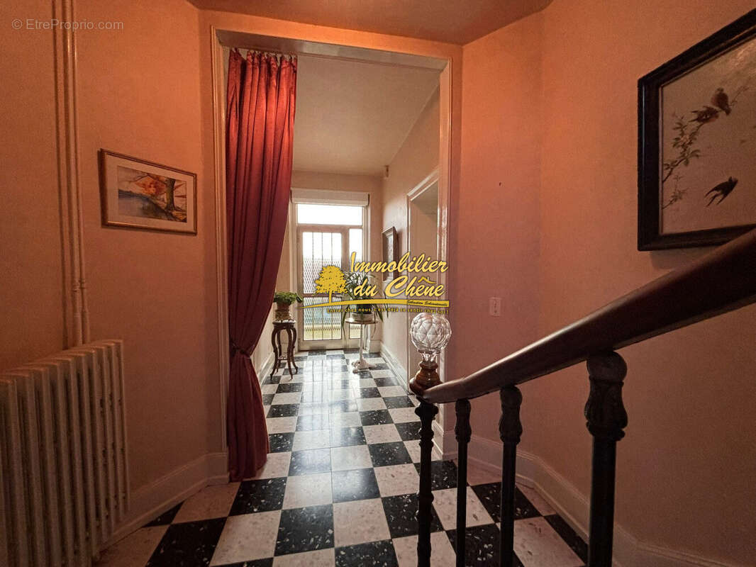 Maison 254 m² à Fougerolles  - photo 5