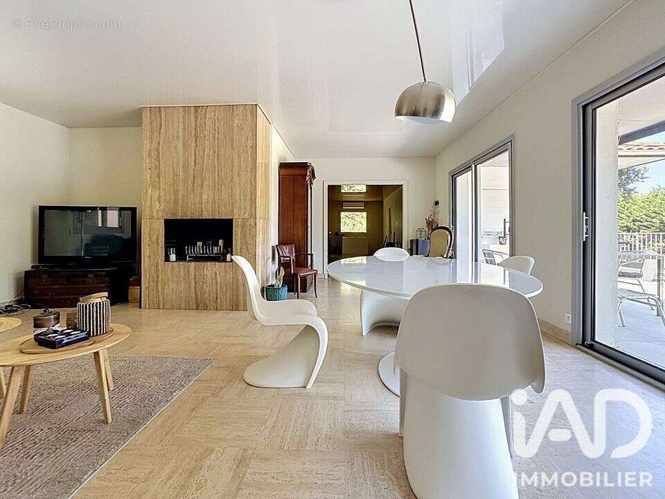 Maison 219 m² à Sadirac  - photo 5